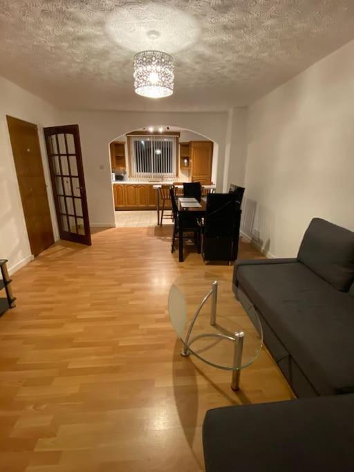3 Bedroom Home-Inverkeithing Exterior foto